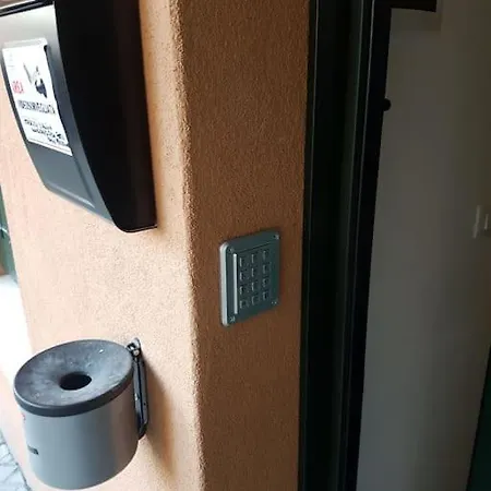 Venezia, 15 Minutes From Venice, Parking,Shuttle Airport, Train Station Bellini Apartmán